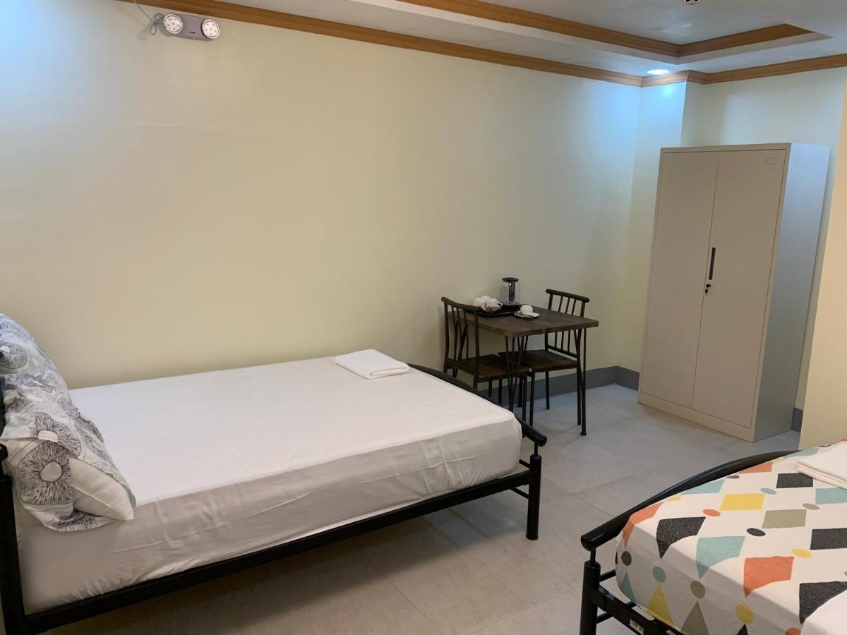 Zl Travelers Inn Batuan ภายนอก รูปภาพ