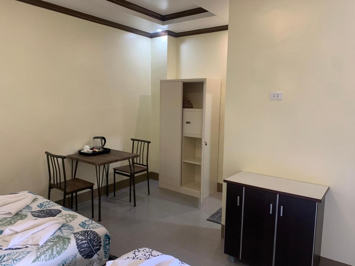 Zl Travelers Inn Batuan ภายนอก รูปภาพ