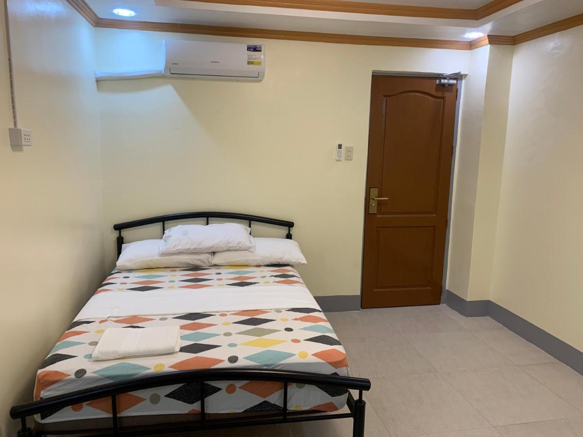 Zl Travelers Inn Batuan ภายนอก รูปภาพ