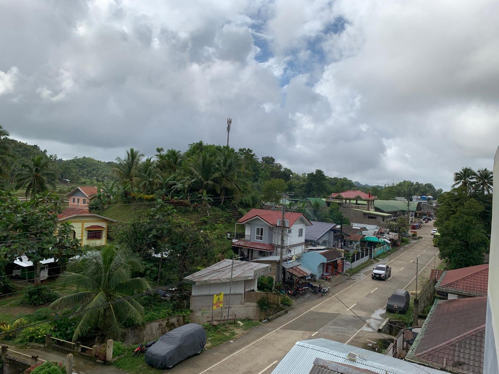 Zl Travelers Inn Batuan ภายนอก รูปภาพ
