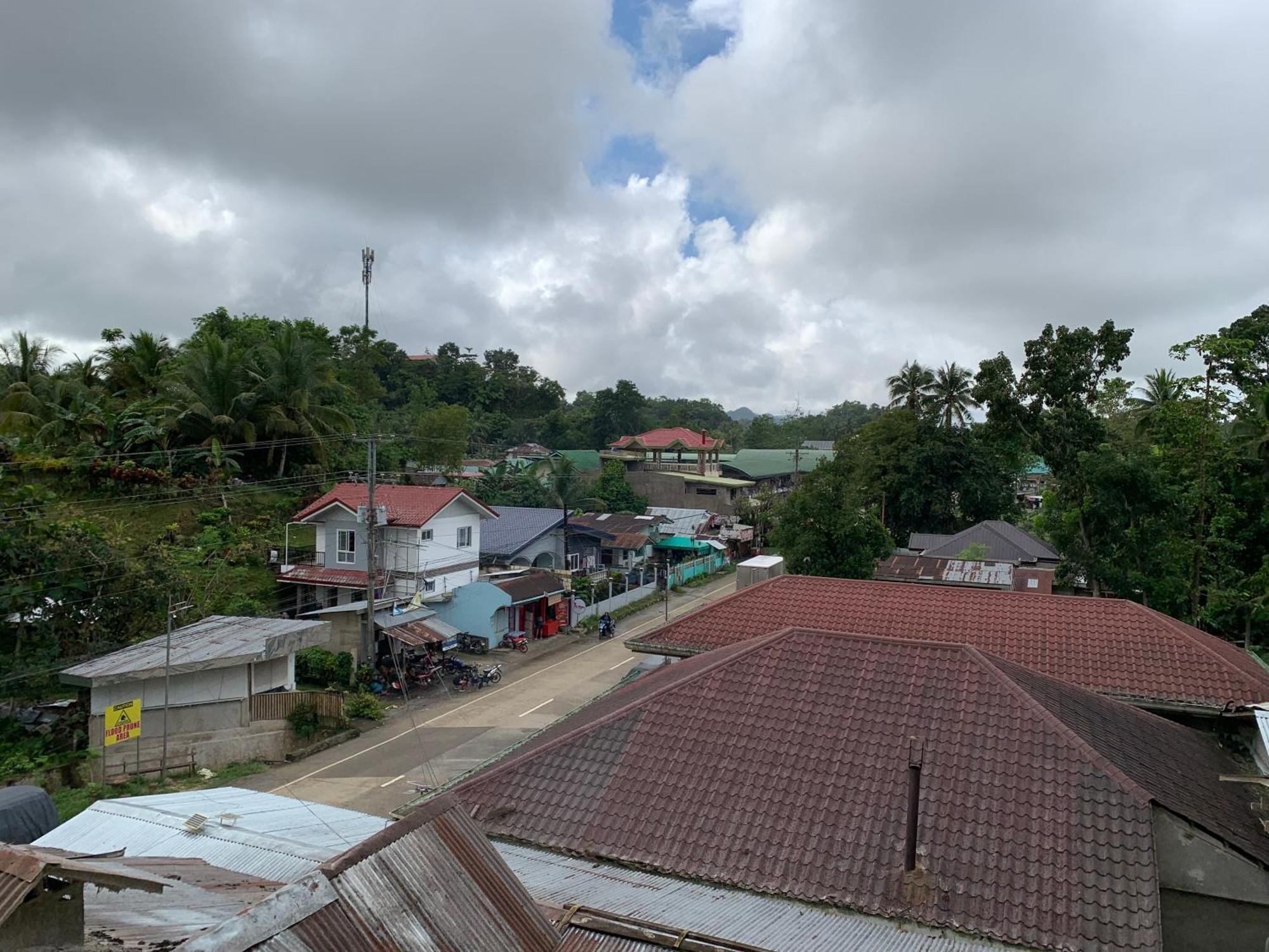 Zl Travelers Inn Batuan ภายนอก รูปภาพ